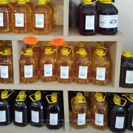 Vino-delle-colline-Marchigiane-Passerina-e-Rosso-Piceno.